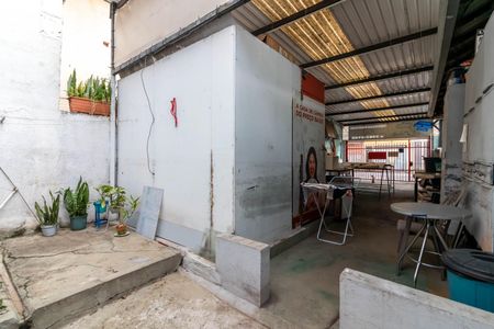 Casa à venda com 248m², 2 quartos e 3 vagasÁrea de Serviço 1