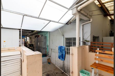 Casa à venda com 248m², 2 quartos e 3 vagasÁrea de Serviço 1