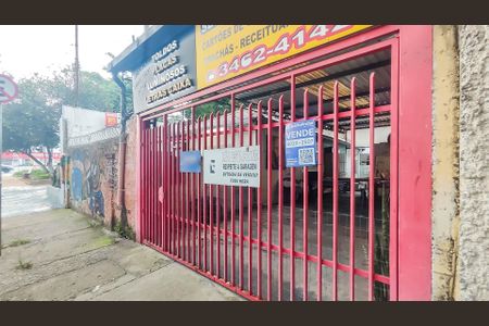 Casa à venda com 248m², 2 quartos e 3 vagasFachada