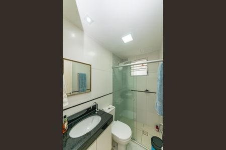 Apartamento à venda com 74m², 3 quartos e 1 vaga Apartamento à venda com 74m², 3 quartos e 1 vagaBanheiro Social