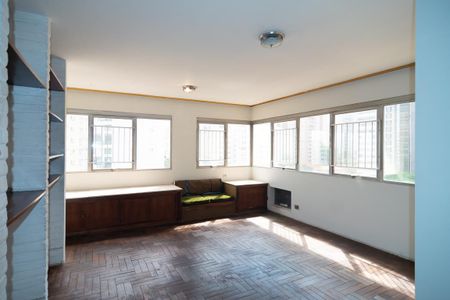 Apartamento à venda com 140m², 3 quartos e 1 vaga Apartamento à venda com 140m², 3 quartos e 1 vagaSala