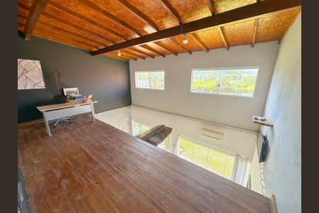 Casa para alugar com 450m², 3 quartos e 4 vagasEscritório