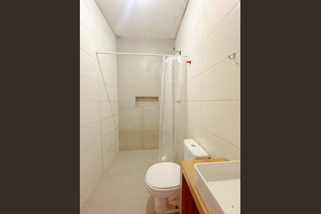 Casa para alugar com 450m², 3 quartos e 4 vagasBanheiro da Suíte 1