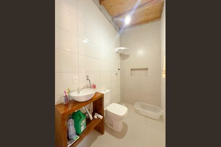 Casa para alugar com 450m², 3 quartos e 4 vagasBanheiro da Suíte 2