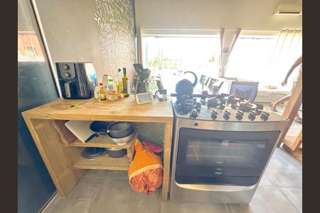 Casa para alugar com 450m², 3 quartos e 4 vagasCozinha