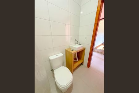 Casa para alugar com 450m², 3 quartos e 4 vagasBanheiro da Suíte 1