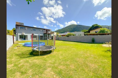 Casa para alugar com 450m², 3 quartos e 4 vagasQuintal