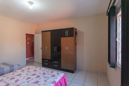 Casa à venda com 564m², 3 quartos e 3 vagasQuarto 1