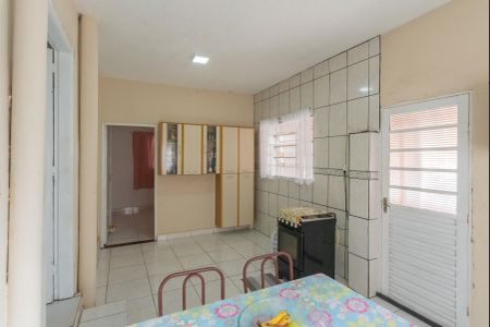 Casa à venda com 564m², 3 quartos e 3 vagasCozinha