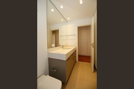 Apartamento à venda com 222m², 3 quartos e 2 vagasBanheiro Social