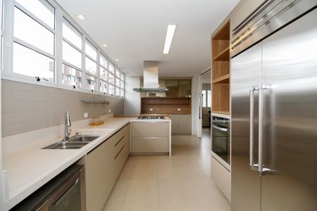 Apartamento à venda com 222m², 3 quartos e 2 vagasCozinha