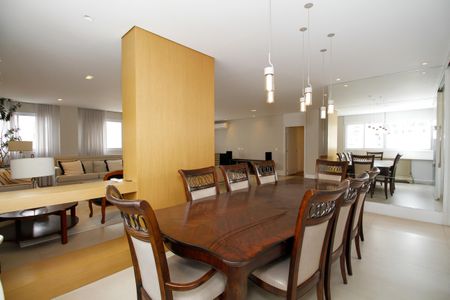 Apartamento à venda com 222m², 3 quartos e 2 vagasSala de Jantar