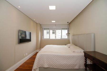 Apartamento à venda com 222m², 3 quartos e 2 vagasSuíte