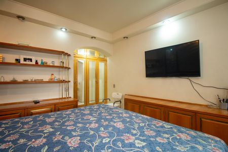 Apartamento à venda com 240m², 3 quartos e 3 vagasSuíte