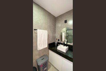 Apartamento à venda com 82m², 3 quartos e 1 vaga Apartamento à venda com 82m², 3 quartos e 1 vagaBanheiro