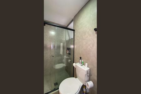 Apartamento à venda com 82m², 3 quartos e 1 vaga Apartamento à venda com 82m², 3 quartos e 1 vagaBanheiro