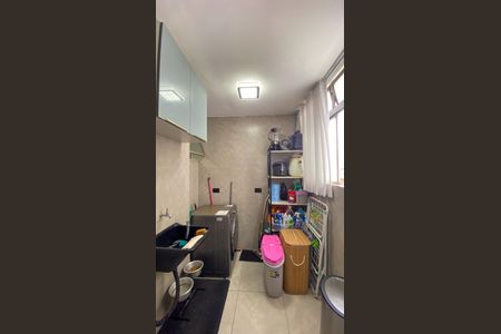 Apartamento à venda com 82m², 3 quartos e 1 vaga Apartamento à venda com 82m², 3 quartos e 1 vagaCozinha e Área de Serviço
