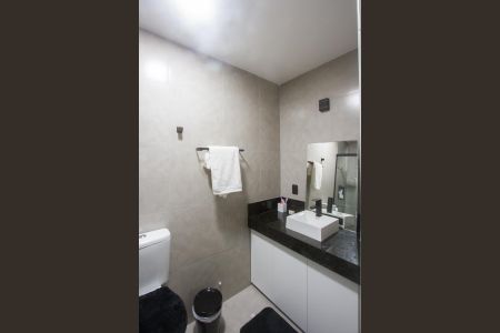 Apartamento à venda com 82m², 3 quartos e 1 vagaBanheiro