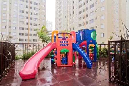 Apartamento para alugar com 45m², 2 quartos e sem vagaÁrea comum - Playground