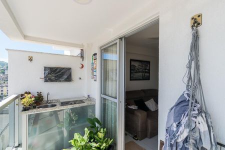 Apartamento à venda com 56m², 2 quartos e 1 vaga Apartamento à venda com 56m², 2 quartos e 1 vagaVaranda da Sala