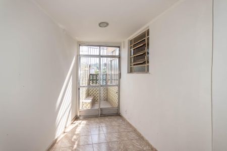 Apartamento à venda com 75m², 2 quartos e sem vagaSala