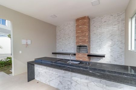 Apartamento para alugar com 55m², 2 quartos e 2 vagasÁrea comum - Churrasqueira