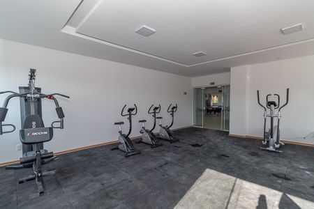 Apartamento para alugar com 55m², 2 quartos e 2 vagasÁrea comum - Academia