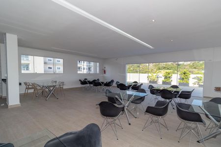 Apartamento para alugar com 55m², 2 quartos e 2 vagasÁrea comum - Salão de festas