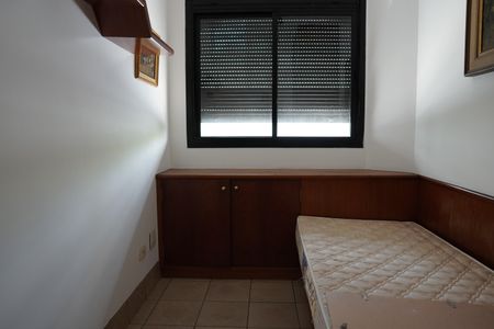 Apartamento para alugar com 321m², 5 quartos e 4 vagasQuarto