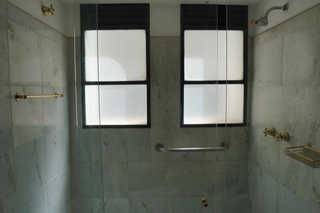 Apartamento para alugar com 321m², 5 quartos e 4 vagasBanheiro da Suíte