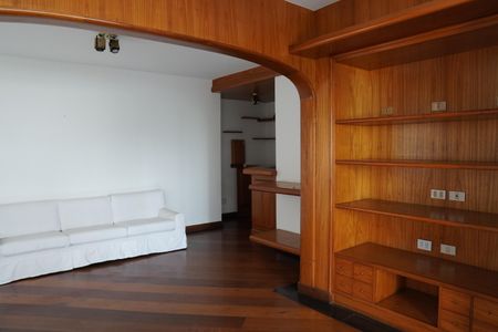 Apartamento para alugar com 321m², 5 quartos e 4 vagasSala 2