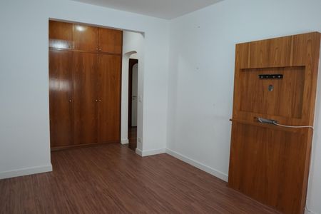 Apartamento para alugar com 321m², 5 quartos e 4 vagasSuite