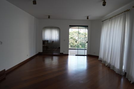 Apartamento para alugar com 321m², 5 quartos e 4 vagasSala