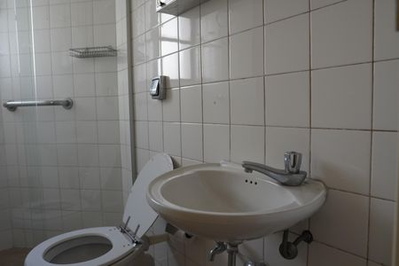 Apartamento para alugar com 321m², 5 quartos e 4 vagasBanheiro de serviço