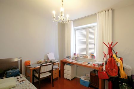 Apartamento à venda com 265m², 4 quartos e 2 vagasQuarto 2