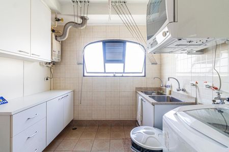 Apartamento à venda com 321m², 3 quartos e 4 vagasÁrea de Serviço