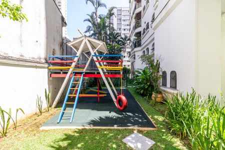 Apartamento à venda com 321m², 3 quartos e 4 vagasÁrea comum - Playground