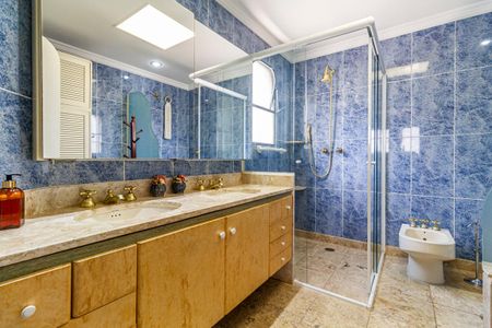 Apartamento à venda com 321m², 3 quartos e 4 vagasBanheiro da Suíte 3