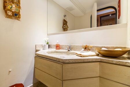 Apartamento à venda com 321m², 3 quartos e 4 vagasLavabo