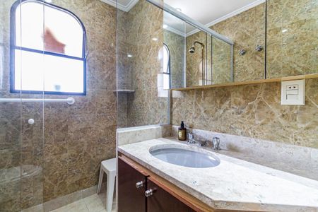 Apartamento à venda com 321m², 3 quartos e 4 vagasBanheiro da Suíte 2