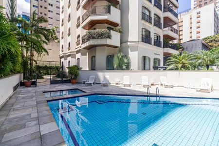 Apartamento à venda com 321m², 3 quartos e 4 vagasÁrea comum - Piscina