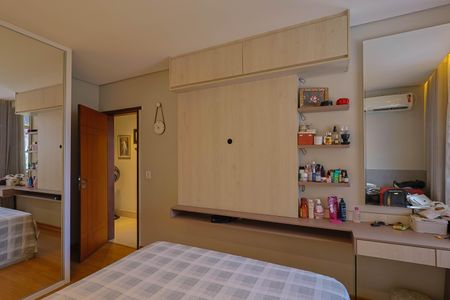 Apartamento à venda com 115m², 2 quartos e 1 vagaQuarto 2