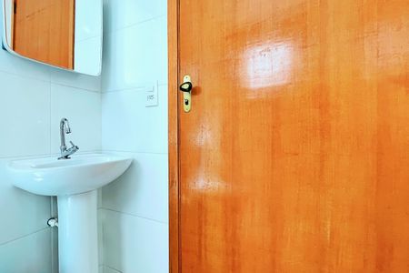 Casa à venda com 150m², 3 quartos e 2 vagas Casa à venda com 150m², 3 quartos e 2 vagasBanheiro 2