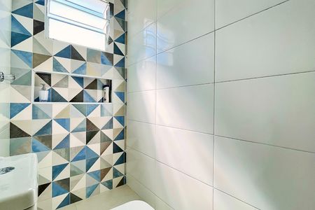 Casa à venda com 150m², 3 quartos e 2 vagas Casa à venda com 150m², 3 quartos e 2 vagasBanheiro