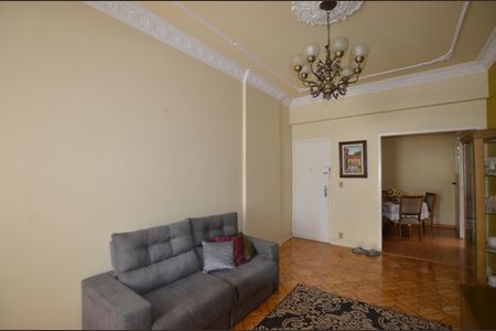 Apartamento à venda com 94m², 3 quartos e sem vagaSala