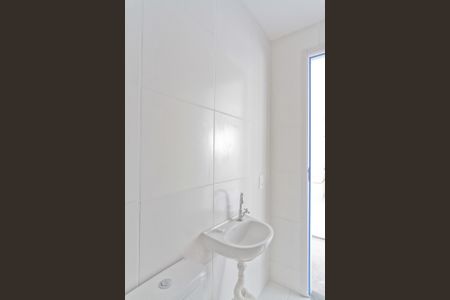 Apartamento para alugar com 33m², 2 quartos e sem vagaBanheiro