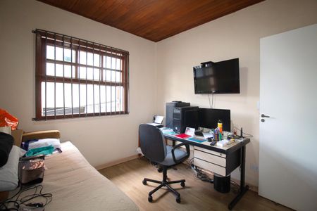 Casa à venda com 250m², 3 quartos e 2 vagas Casa à venda com 250m², 3 quartos e 2 vagasQuarto 1