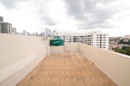 Casa à venda com 250m², 3 quartos e 2 vagas Casa à venda com 250m², 3 quartos e 2 vagasVaranda