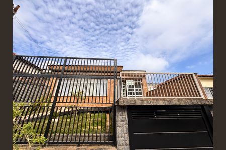 Casa à venda com 203m², 3 quartos e 1 vagaFachada