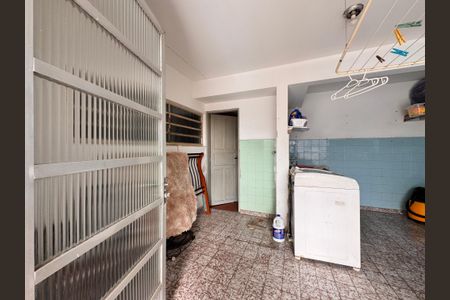 Casa à venda com 203m², 3 quartos e 1 vagaLavanderia